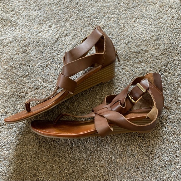 Strappy Gladiator Sandals - Picture 2 of 5